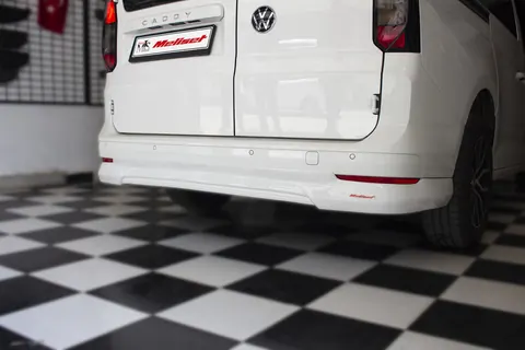 Накладка на задній бампер (під фарбування) Довга база для Volkswagen Caddy 2020- рр — Volkswagen Caddy 2020- гг. DianaParts