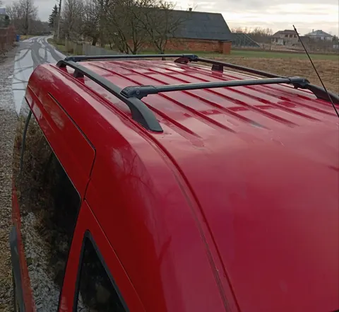Рейлінги Чорні Стандартна база, Металеві ніжки для Ford Connect 2002-2006 рр — Ford Connect 2002–2006 гг. DianaParts