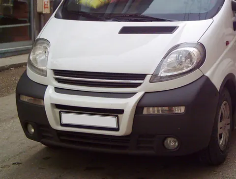 Передня губа (2001-2006 під фарбування) для Opel Vivaro рр — Opel Vivaro 2001–2015 гг. DianaParts
