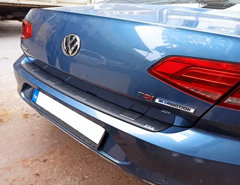 Накладка на задній бампер Esa (Sedan, ABS) для Volkswagen Passat B8 2015-2023 рр — Volkswagen Passat B8 2015-2023 гг. DianaParts